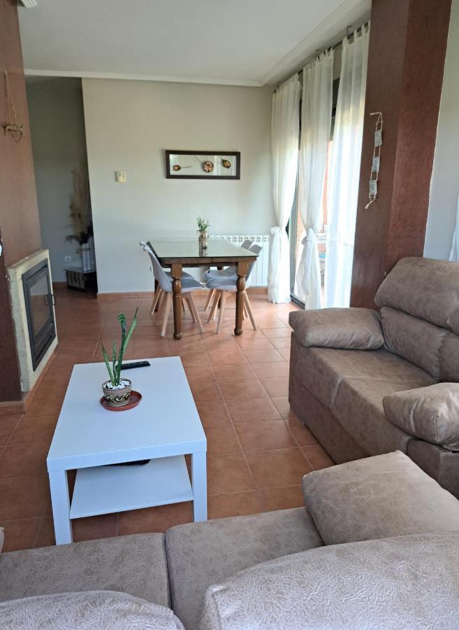 La Casa Del Cipres Villa Aldeamayor de San Martin Eksteriør bilde