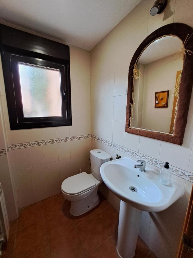 La Casa Del Cipres Villa Aldeamayor de San Martin Eksteriør bilde